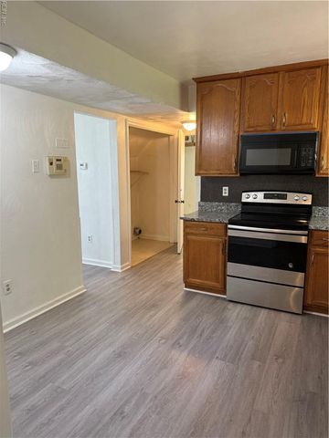 535 Greenbriar AVE, Hampton, VA 23669
