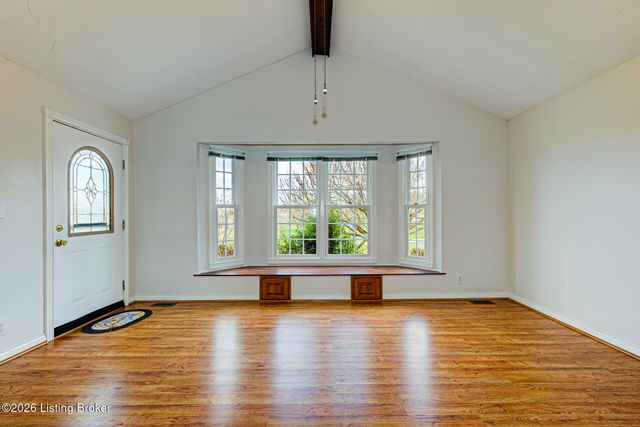 85 Bailey Ct, Taylorsville, KY 40071