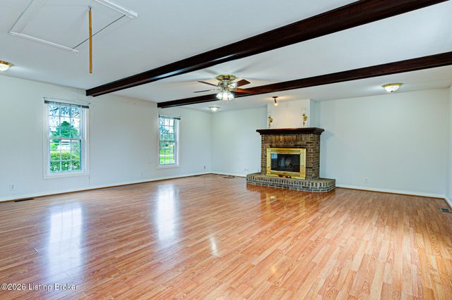 85 Bailey Ct, Taylorsville, KY 40071