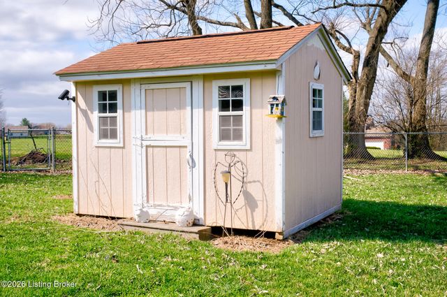 85 Bailey Ct, Taylorsville, KY 40071