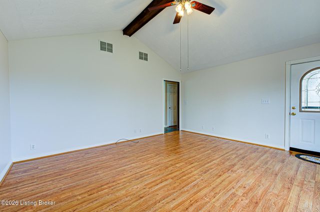 85 Bailey Ct, Taylorsville, KY 40071