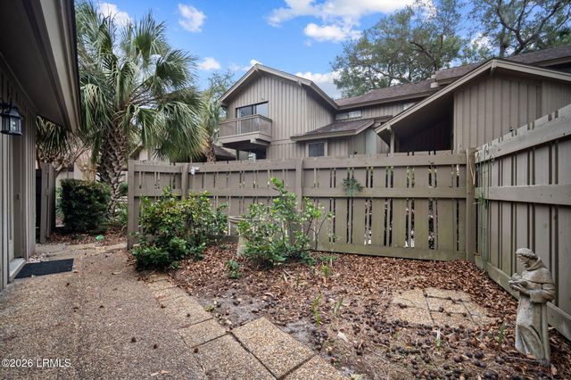 21 Haul Away Apt 17A, Hilton Head Island, SC 29928