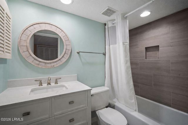 21 Haul Away Apt 17A, Hilton Head Island, SC 29928