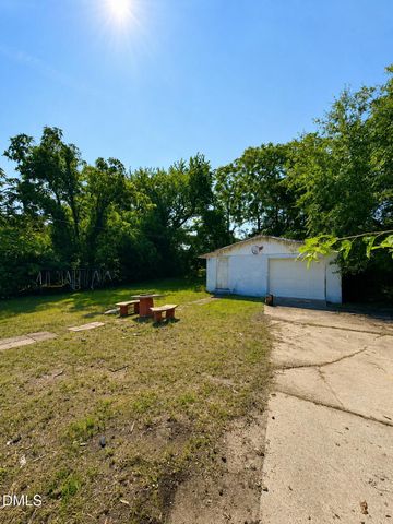 2827 Coronada Parkway, Fayetteville, NC 28306