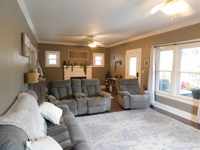 207 N Cumberland Avenue, Harlan, KY 40831