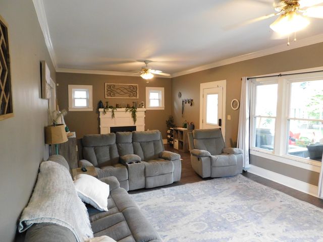 207 N Cumberland Avenue, Harlan, KY 40831