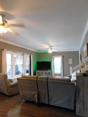 207 N Cumberland Avenue, Harlan, KY 40831