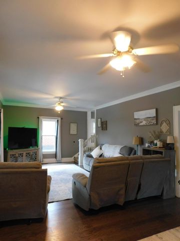 207 N Cumberland Avenue, Harlan, KY 40831