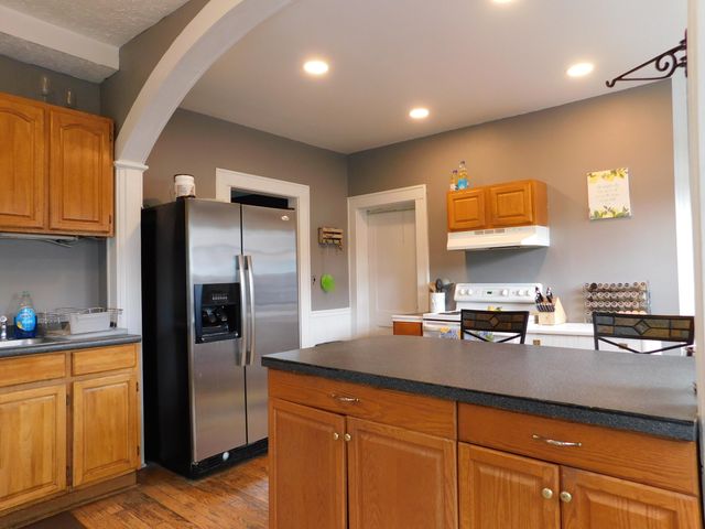 207 N Cumberland Avenue, Harlan, KY 40831