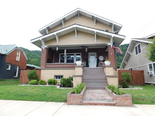 207 N Cumberland Avenue, Harlan, KY 40831