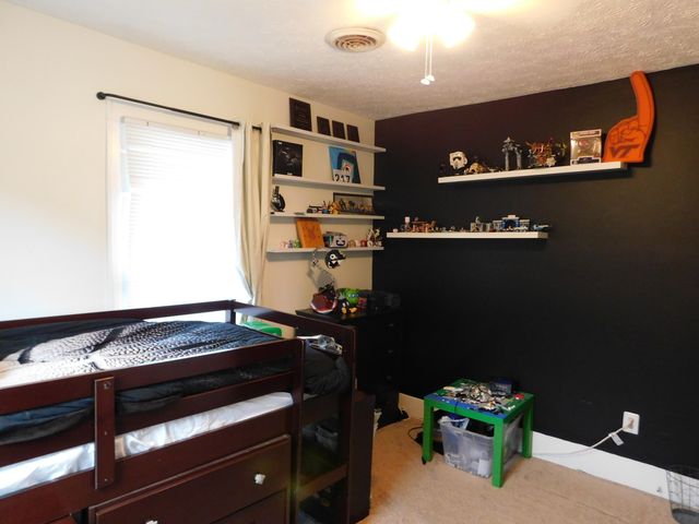 207 N Cumberland Avenue, Harlan, KY 40831