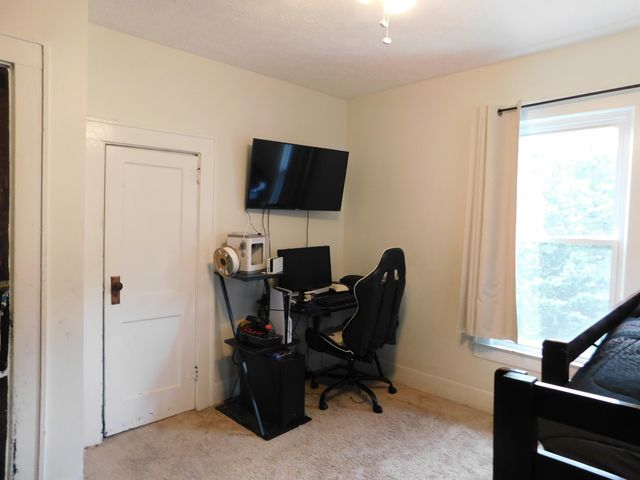 207 N Cumberland Avenue, Harlan, KY 40831