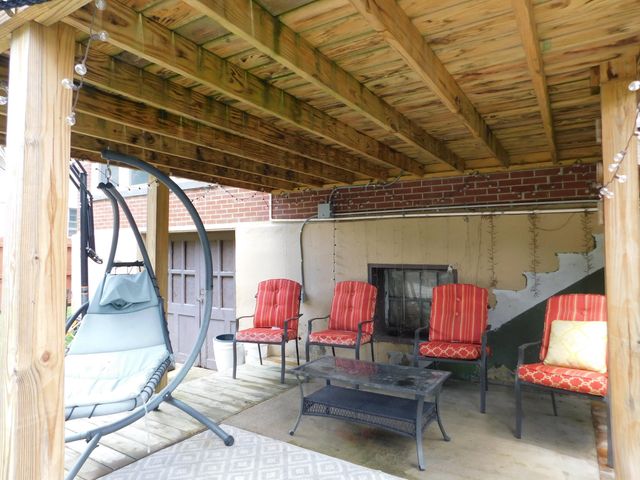 207 N Cumberland Avenue, Harlan, KY 40831