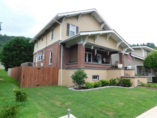 207 N Cumberland Avenue, Harlan, KY 40831