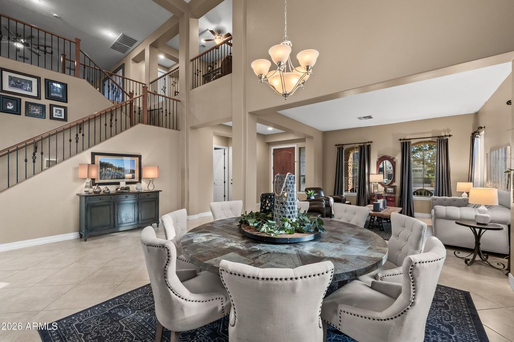 Image 15 of property listing at 1242 E CANARY Drive, Gilbert, AZ 85297