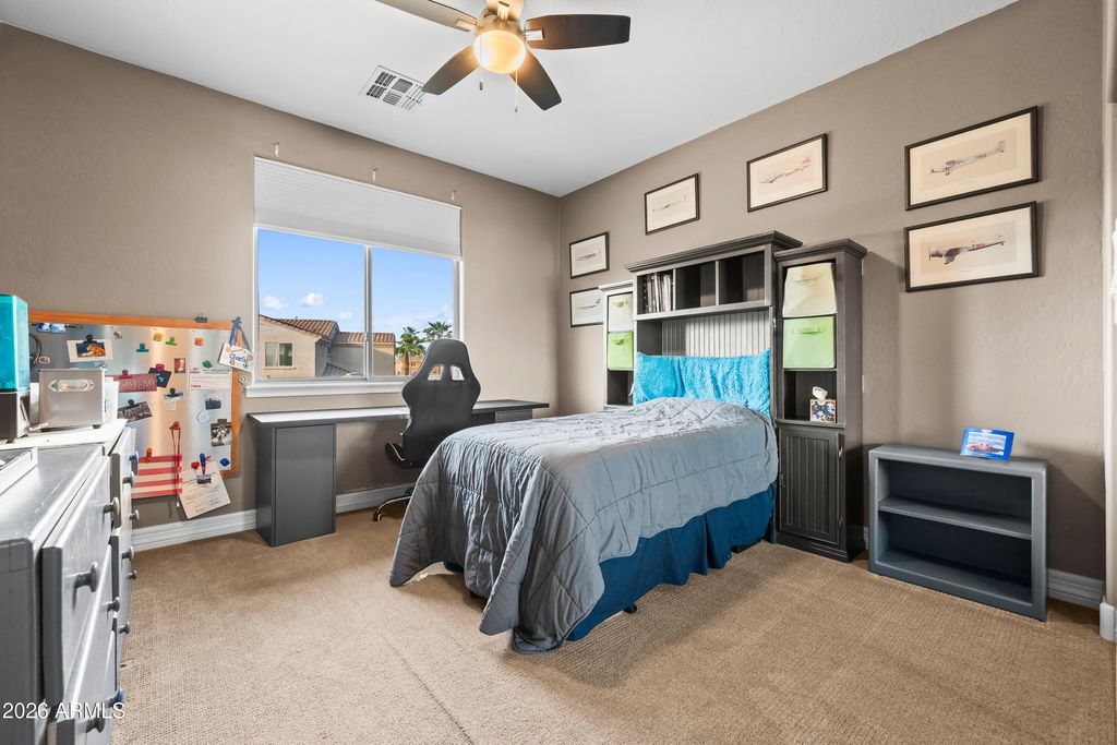 Image 46 of property listing at 1242 E CANARY Drive, Gilbert, AZ 85297