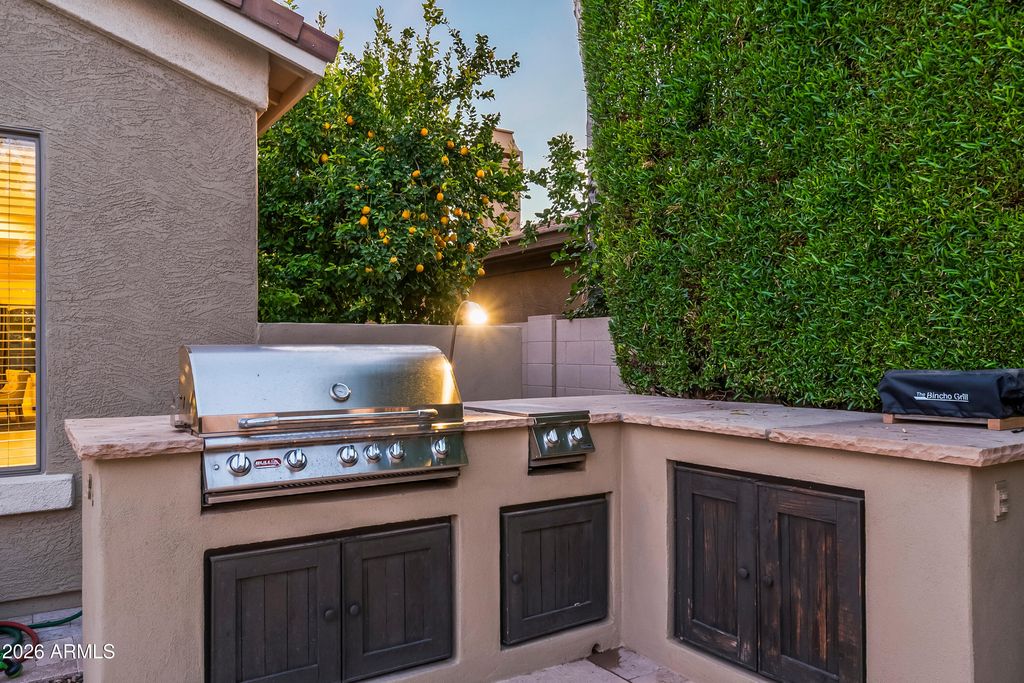 Image 60 of property listing at 1242 E CANARY Drive, Gilbert, AZ 85297