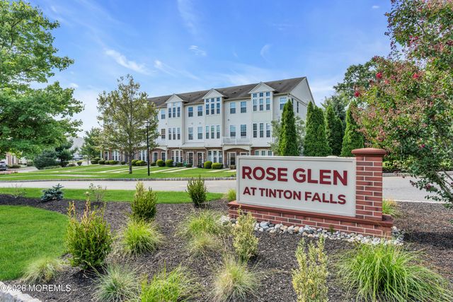 33 Jake Drive, Tinton Falls, NJ 07712