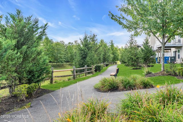 33 Jake Drive, Tinton Falls, NJ 07712