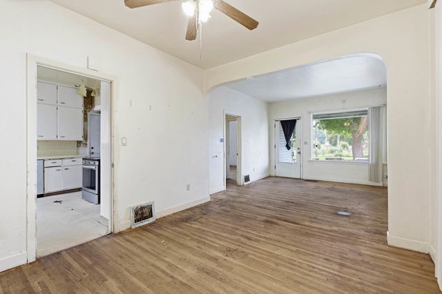 619 S Ralph St, Spokane, WA 99202