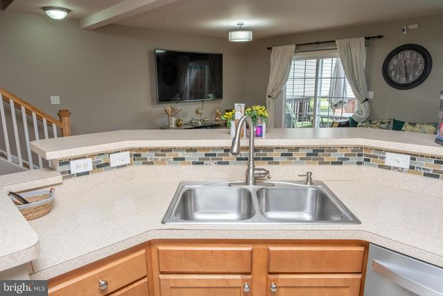 119 BUNGALOW RD, Enola, PA 17025