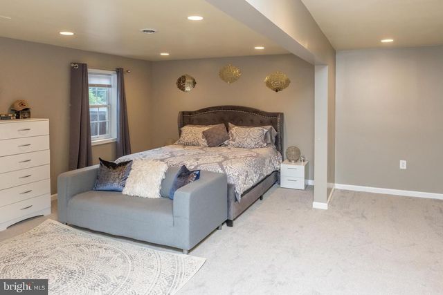 119 BUNGALOW RD, Enola, PA 17025