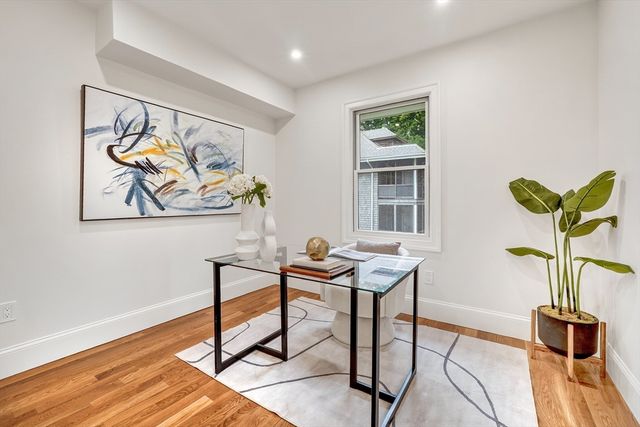 123-125 Mount Vernon Street 1, Newton, MA 02465