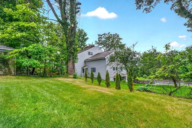 123-125 Mount Vernon Street 1, Newton, MA 02465