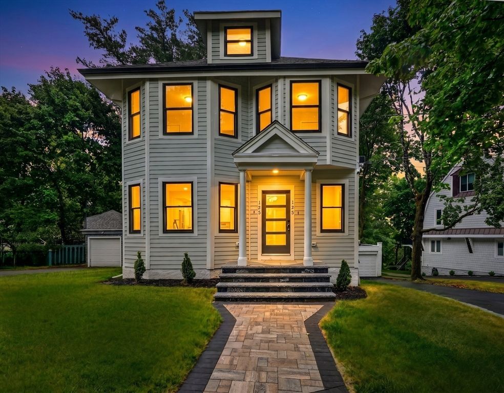 123-125 Mount Vernon Street 1, Newton, MA 02465