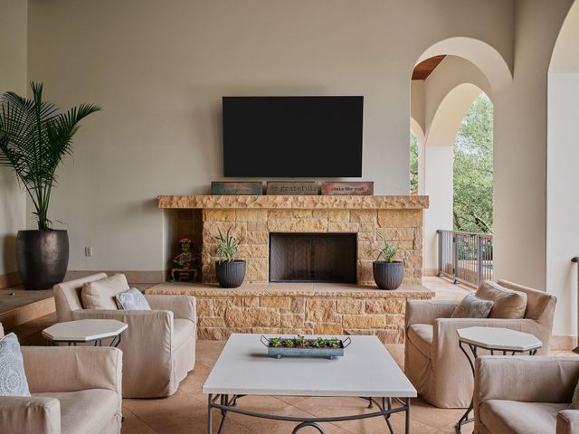 433 Brandon WAY, Austin, TX 78733