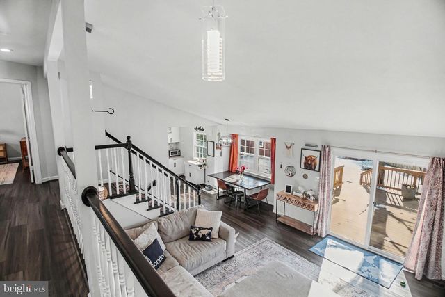 13450 ORANGEWOOD DR, Woodbridge, VA 22193