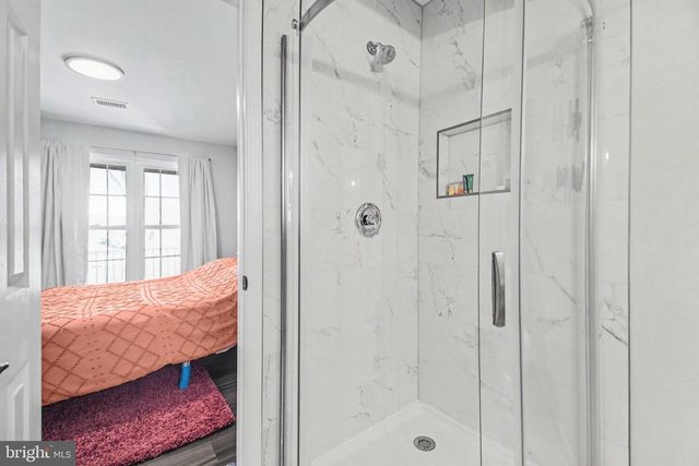 13450 ORANGEWOOD DR, Woodbridge, VA 22193