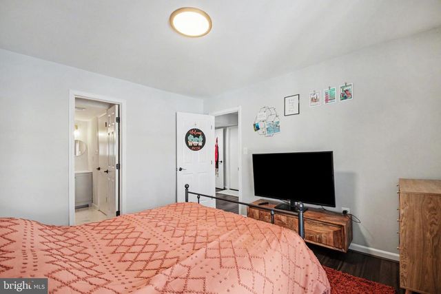 13450 ORANGEWOOD DR, Woodbridge, VA 22193