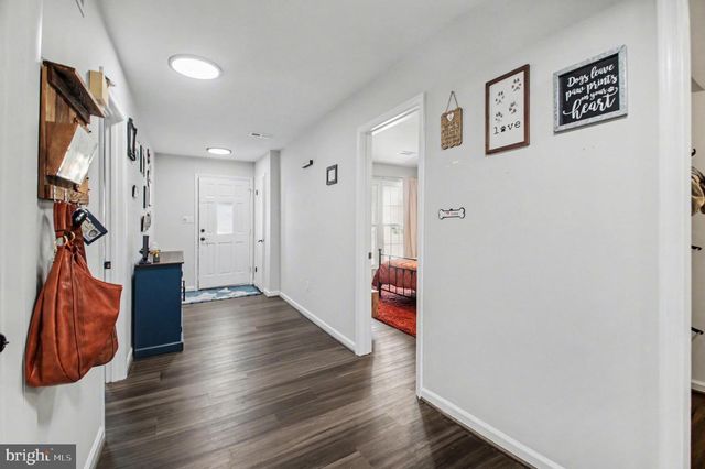 13450 ORANGEWOOD DR, Woodbridge, VA 22193