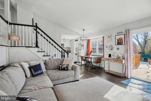 13450 ORANGEWOOD DR, Woodbridge, VA 22193