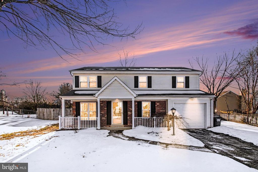 13450 ORANGEWOOD DR, Woodbridge, VA 22193