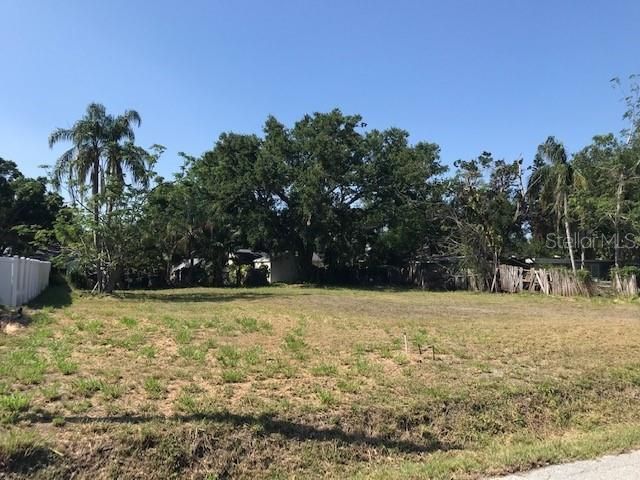 2930 HAWTHORNE STREET, Sarasota, FL 34239