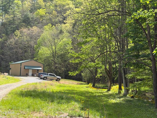 435 Cripple Creek Road, Watauga, TN 37694