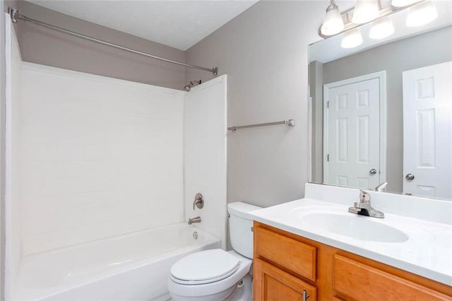 2933 Lexington Trace Drive SE, Smyrna, GA 30080