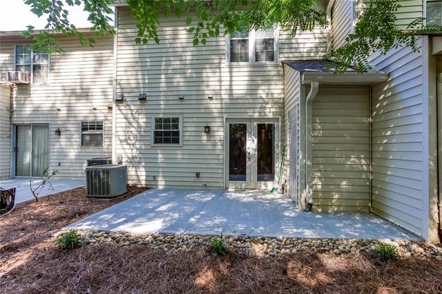 2933 Lexington Trace Drive SE, Smyrna, GA 30080