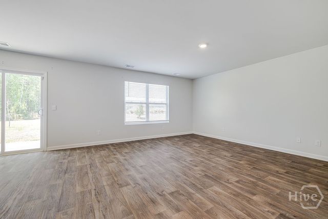 19 Spicebush Circle, Bloomingdale, GA 31302