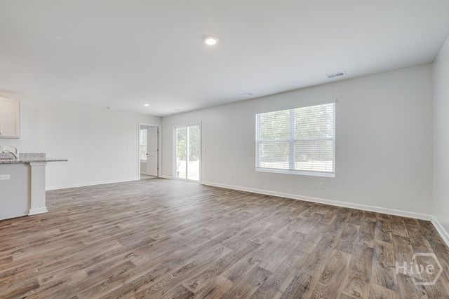 19 Spicebush Circle, Bloomingdale, GA 31302