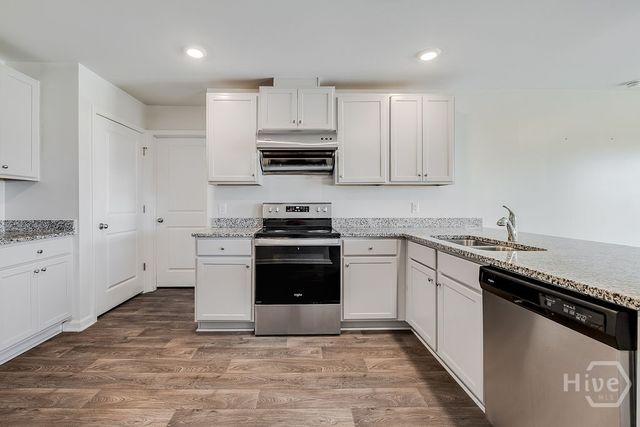19 Spicebush Circle, Bloomingdale, GA 31302