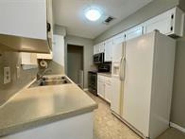 46 Chapel Hill, Trinity, TX 75862