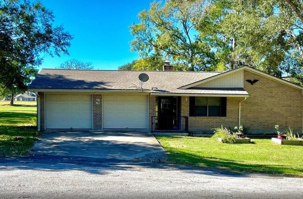 46 Chapel Hill, Trinity, TX 75862