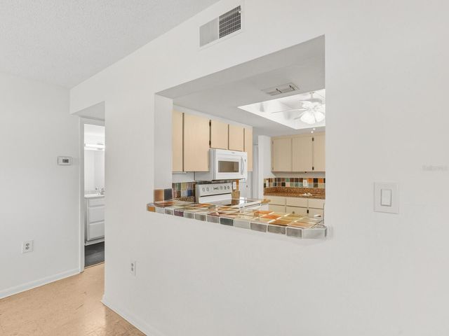 2714 ORCHID OAKS DRIVE 101, Sarasota, FL 34239