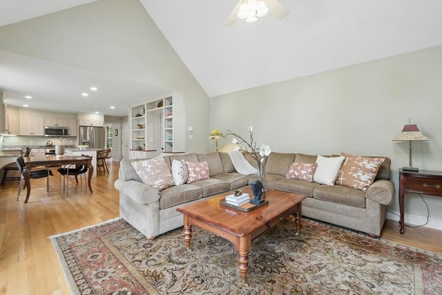 1 Munroe Road, Lexington, MA 02421