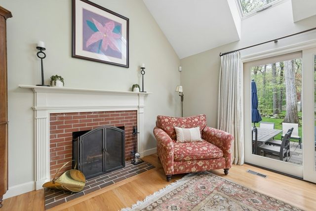 1 Munroe Road, Lexington, MA 02421