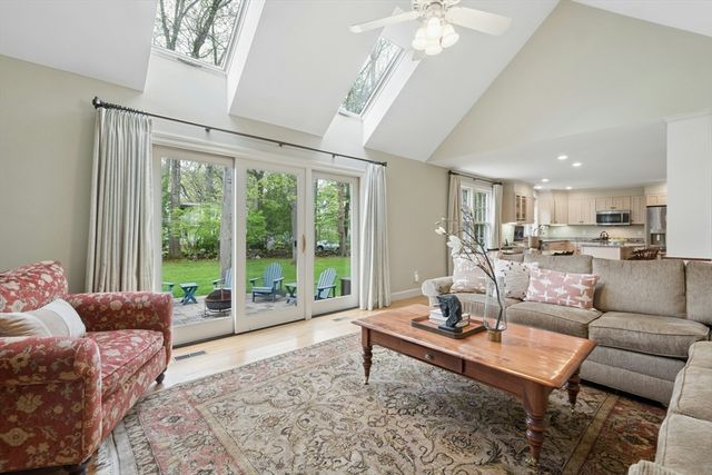 1 Munroe Road, Lexington, MA 02421