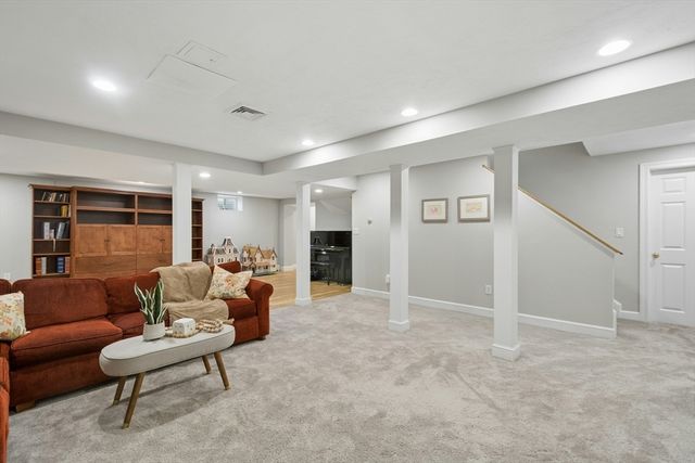 1 Munroe Road, Lexington, MA 02421